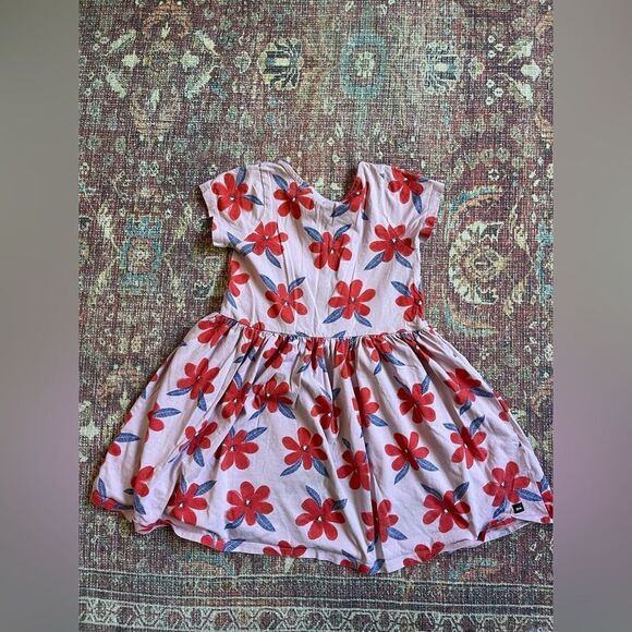 Tea size 8 Floral Kids Dress in Pink, Red and Blue - Picture 7 of 8